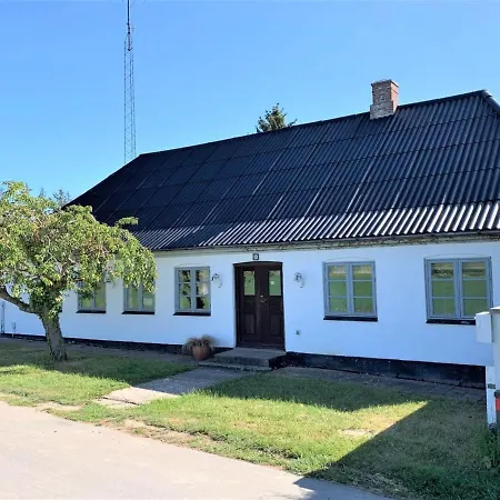 Holiday home Dana - 525m From The Sea By Interhome *
